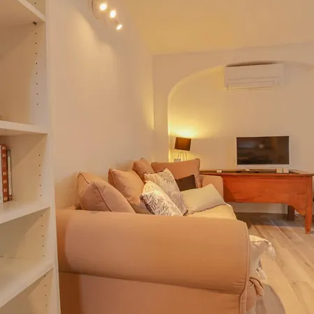La Petite Maisonnette Au Calme Apartamento